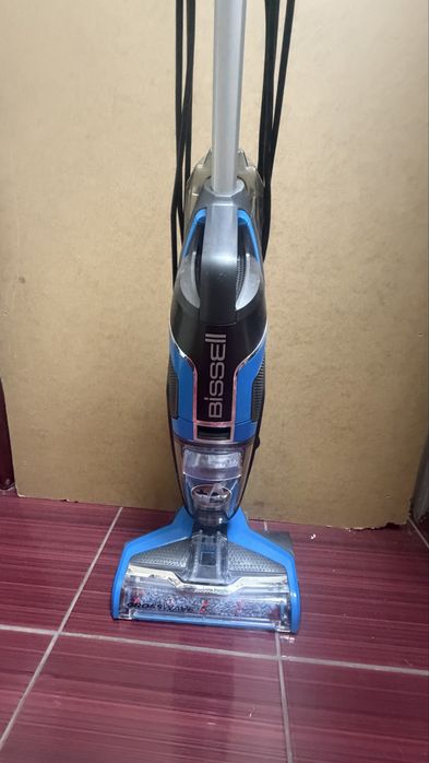Прахосмукачка за сухо и мокро почистване Bissell Crosswave