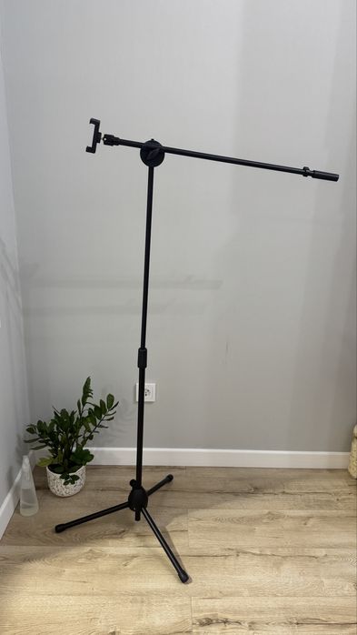 Срочно продам штатив