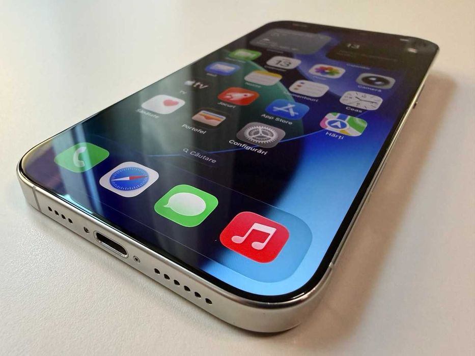  Apple / iPhone 16 Pro Max / 256 Gb / White Titanium