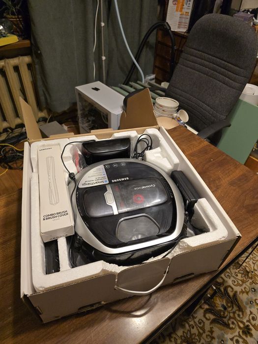 Робот-пылесос Samsung POWERbot VR7200