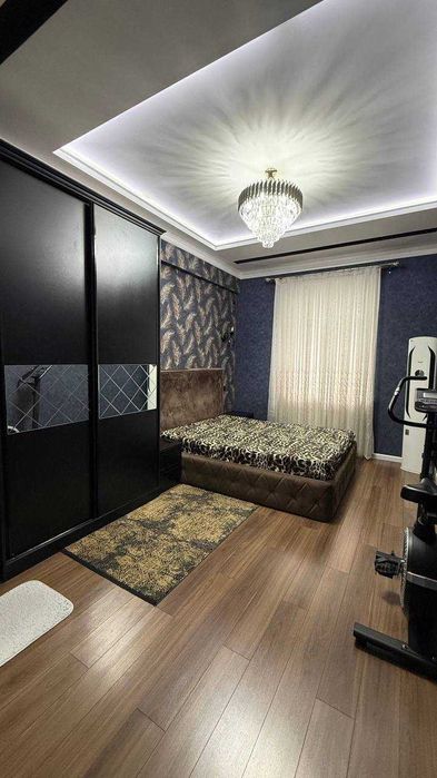 Сдаётся новая квартира на Шайхантахуре, ЖК "Kamolon", ор-р: Миллий бог