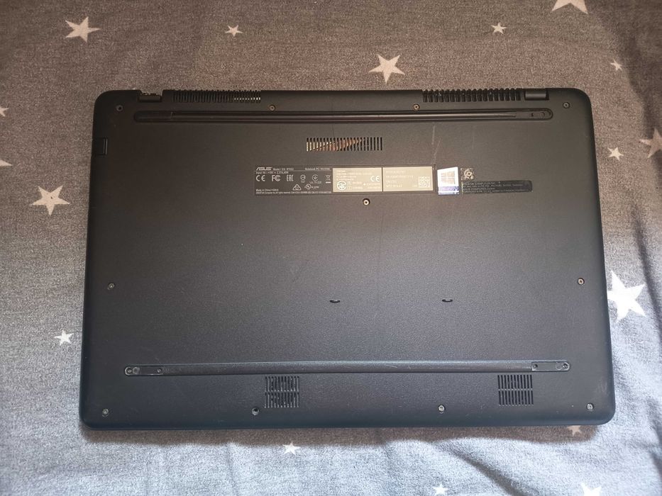Placa baza laptop Asus Vivobook 17 R702u/ X705, cpu gen 7 Kabylake Pentium 4417u/i3 7020u, carcasa completa + tastatura + baterie gratis