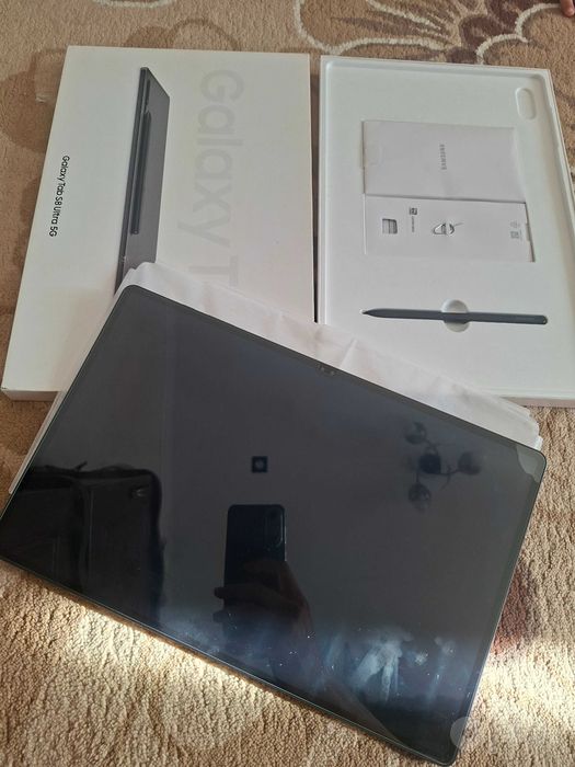 Samsung Galaxy Tab S8 Ultra + klaviatura