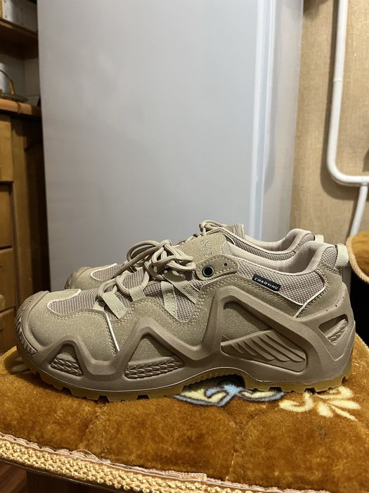 Военные кроссовки