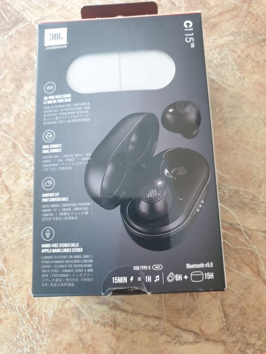 Безжични слушалки JBL с кутия