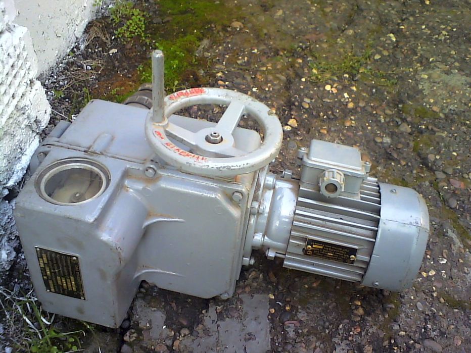 Продам редуктора