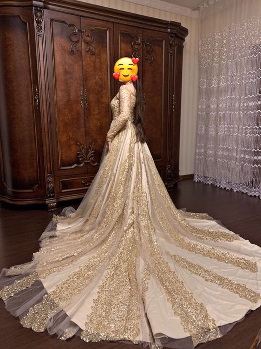 Вечернее платье, сшитое на заказ