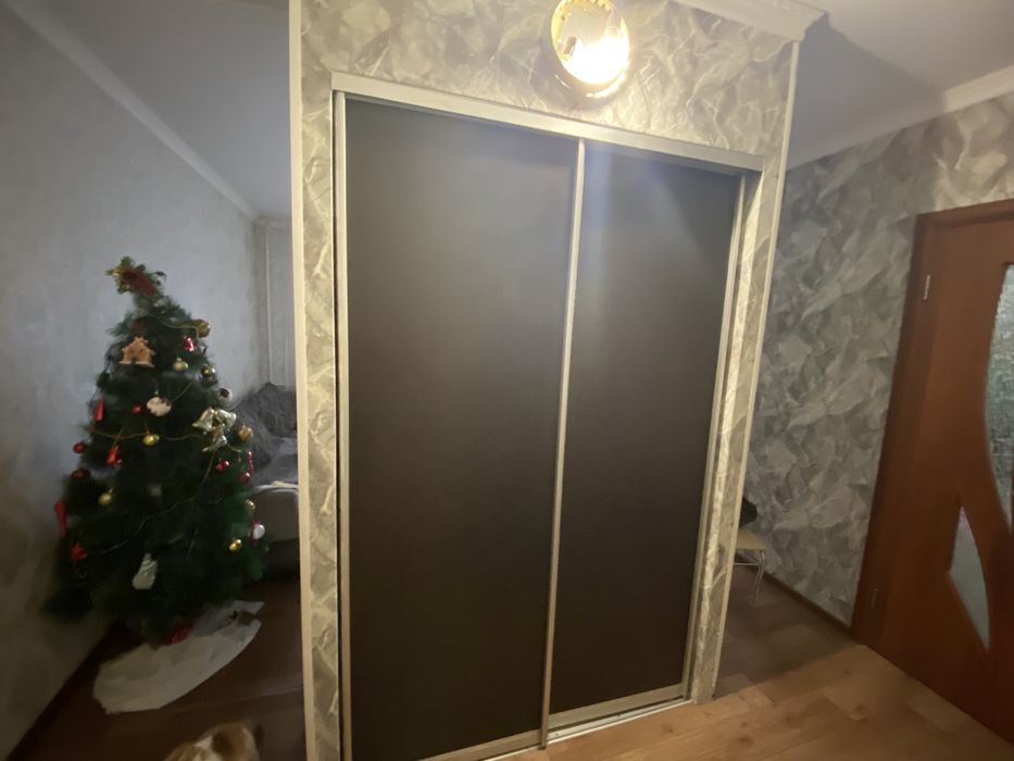 Продам квартиру 3-х комнатную