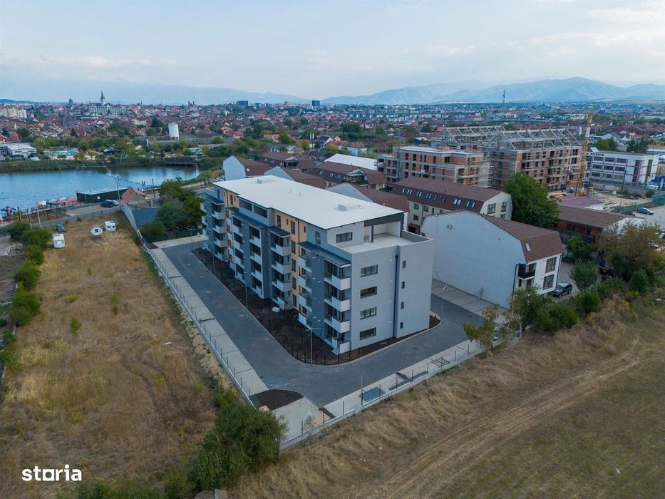 Apartament cu 2 camere și curte proprie de 21 mp - Lacul Binder