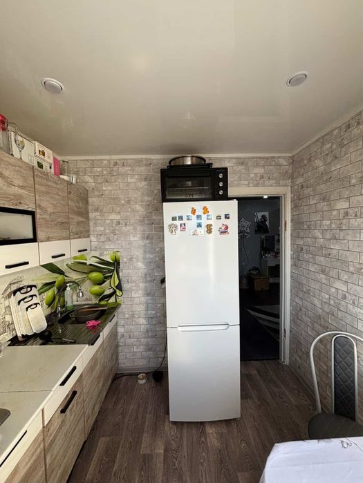 Продам 2 комнатную квартиру