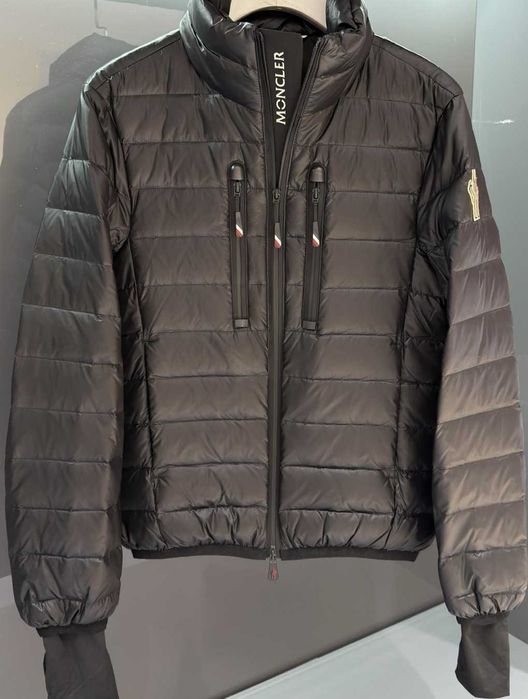 Geaca Moncler Grenoble Hers cu puf barbati
