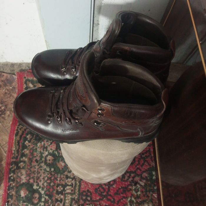 Продается полсапог