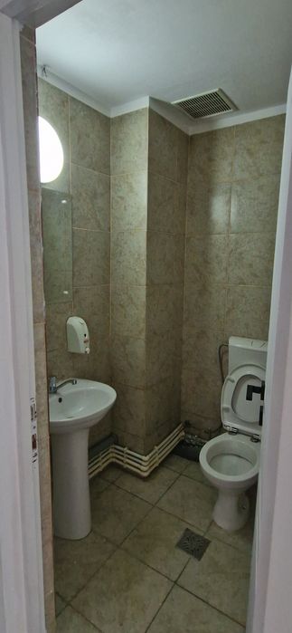 Spațiu de vanzare