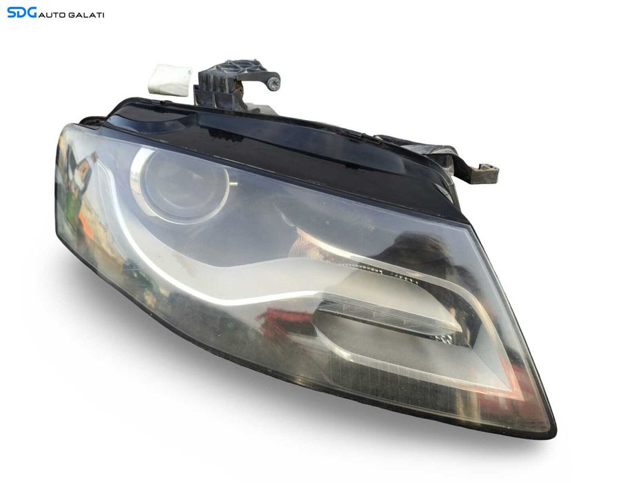Far Dreapta Bi Xenon cu Lupa si LED Audi A4 B8 NFL Non Facelift 2008 - 2012 [K7331]