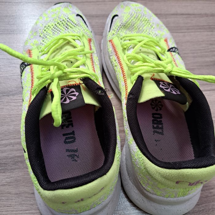 Оригинални маратонки Nike