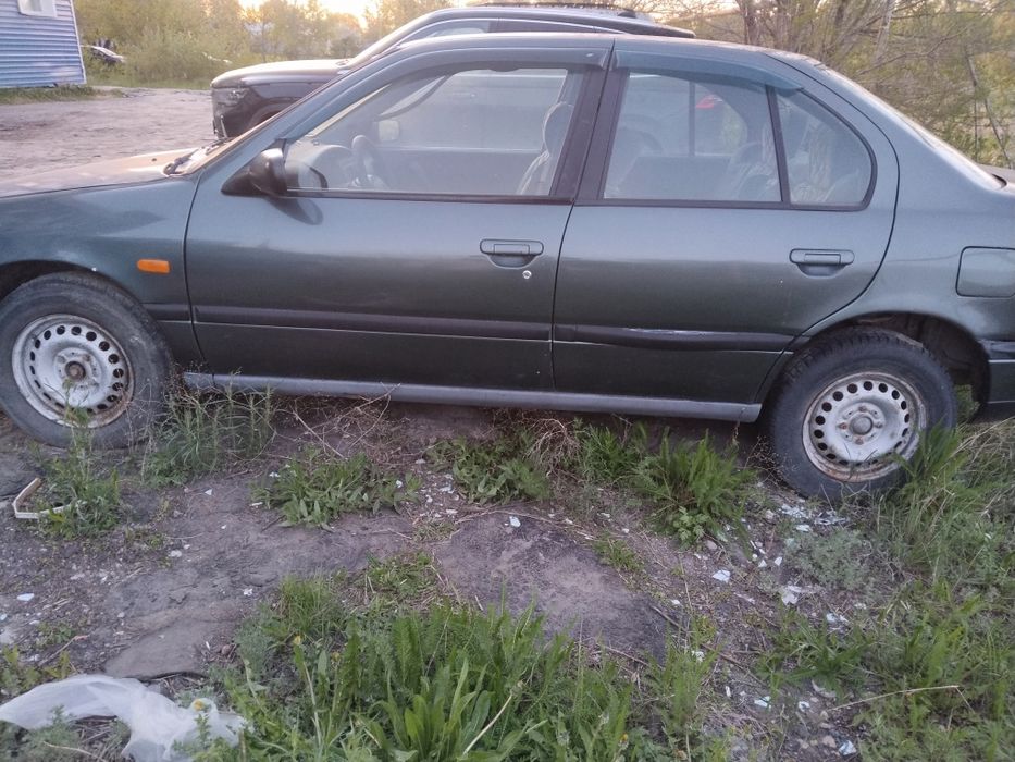 Продам машину Ниссан Премьера P10