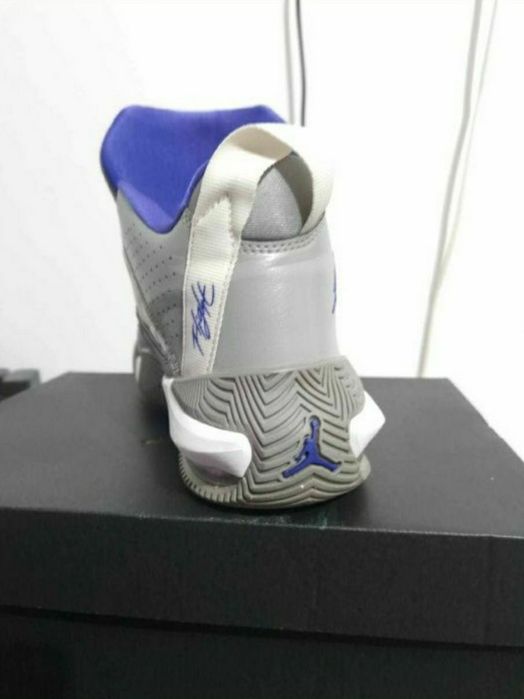 Jordan Flight Stay Loyal