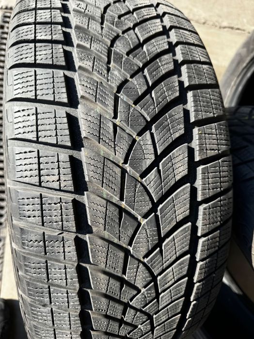 Гуми 255/50 R19 107V
