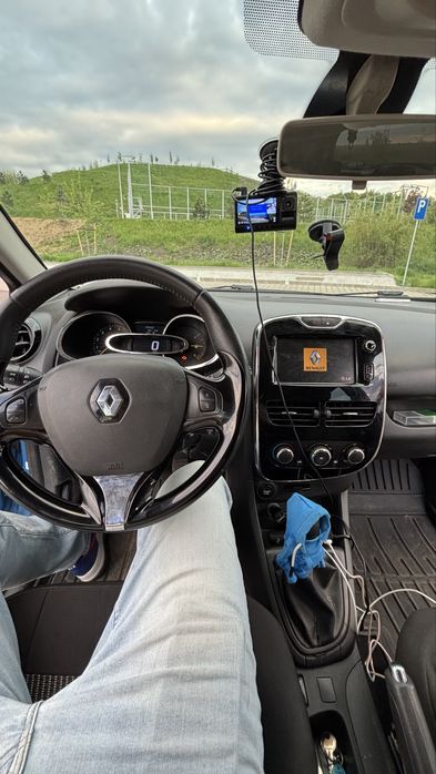 Clio IV 1.5 dci 75 hp 2013 Albastru 280 000