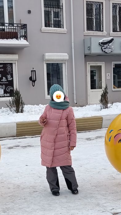 Продам детскую куртку