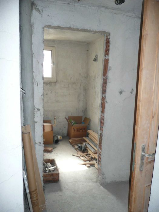 Продава се Къща в Перник, Байкушева махала - 380 кв.м за 470 €/кв.м - Снимка #22