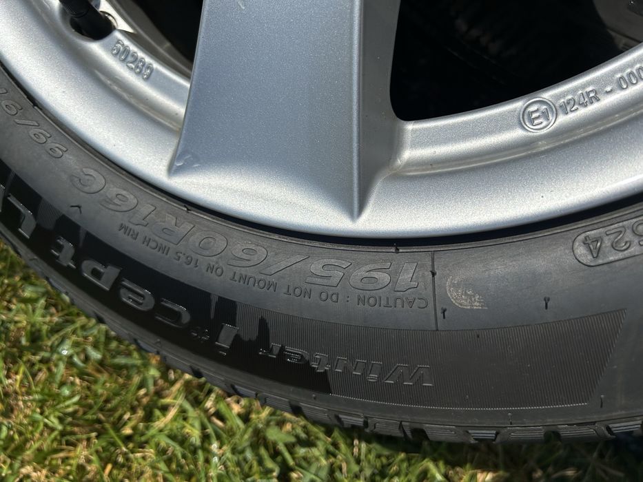 Vand roti R16 Volkswagen cu anvelope Hankook 195/60/R16C NOI