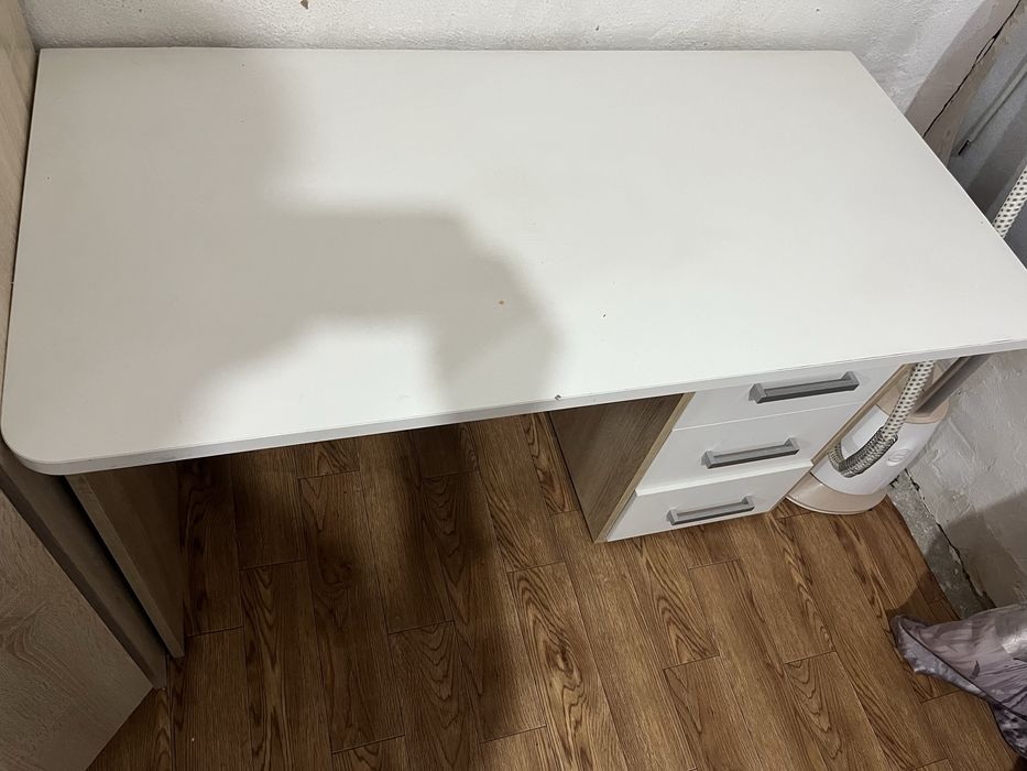 Стол сетвлады б/у.