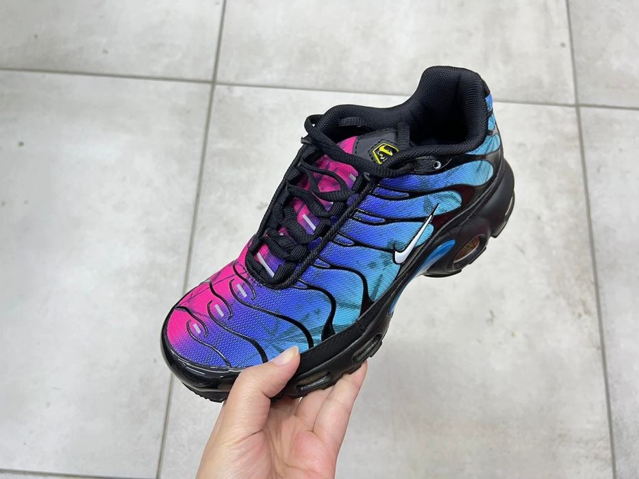 Încălțăminte sport Nike, adidas New Balance