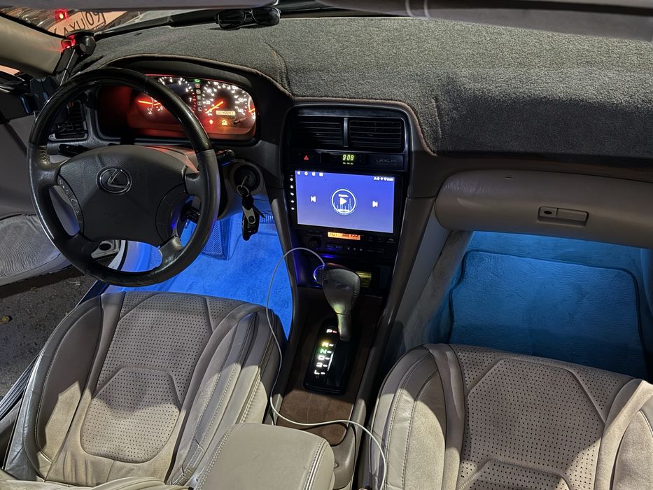 продам Lexus es300