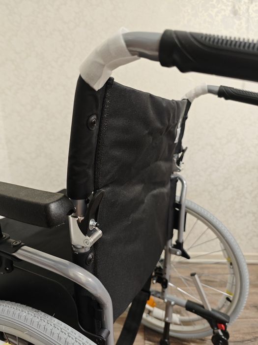 Коляска инвалидная