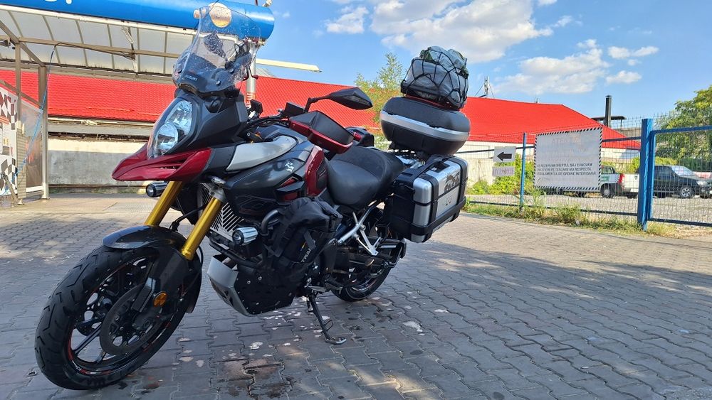 Suzuki Vstrom 1000