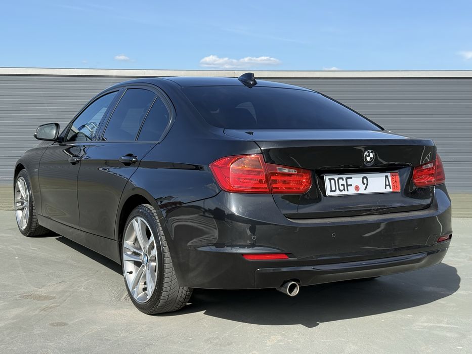 BMW seria 3 F30 Edition Sport 320 d 184 CP 2013 Xenon Piele Navi Jante