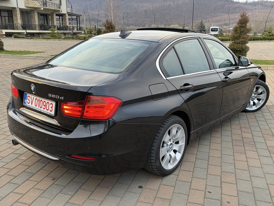 BMW 320d F30 / 184 cp / 2012 / Bi-xenon / Harman Kardon / Trapa / Piele / Inmatriculat RO / Luxury Line