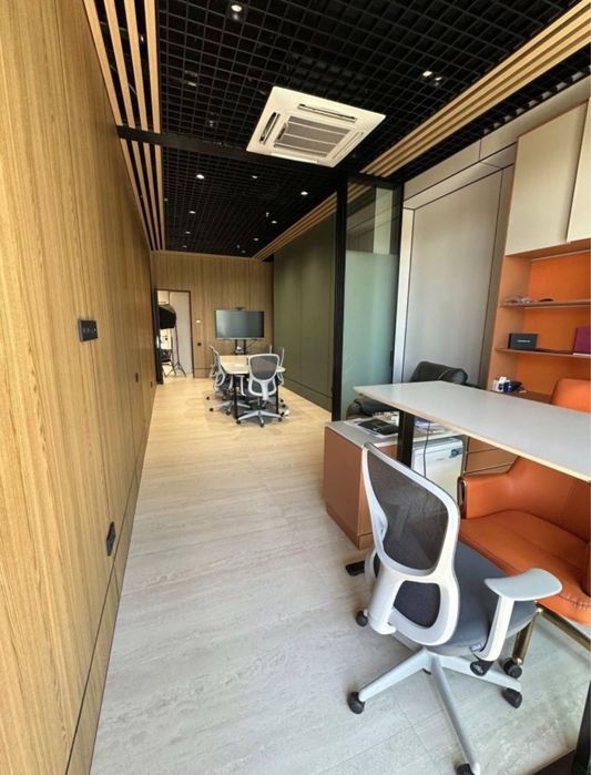 Продаеися офис ЖК Nest One 86м2