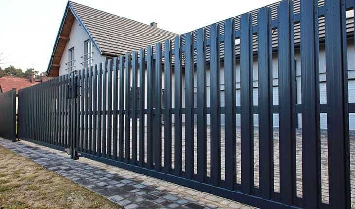 Garduri din panou stil jaluzele, sipca metalica, tabla si alte modele