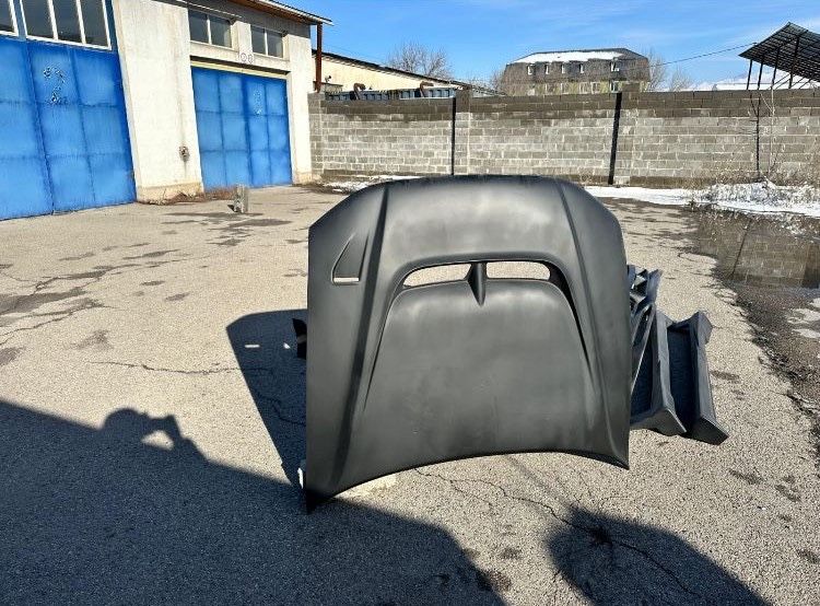 Бампер тюнинг на Митсубиси галанд 8