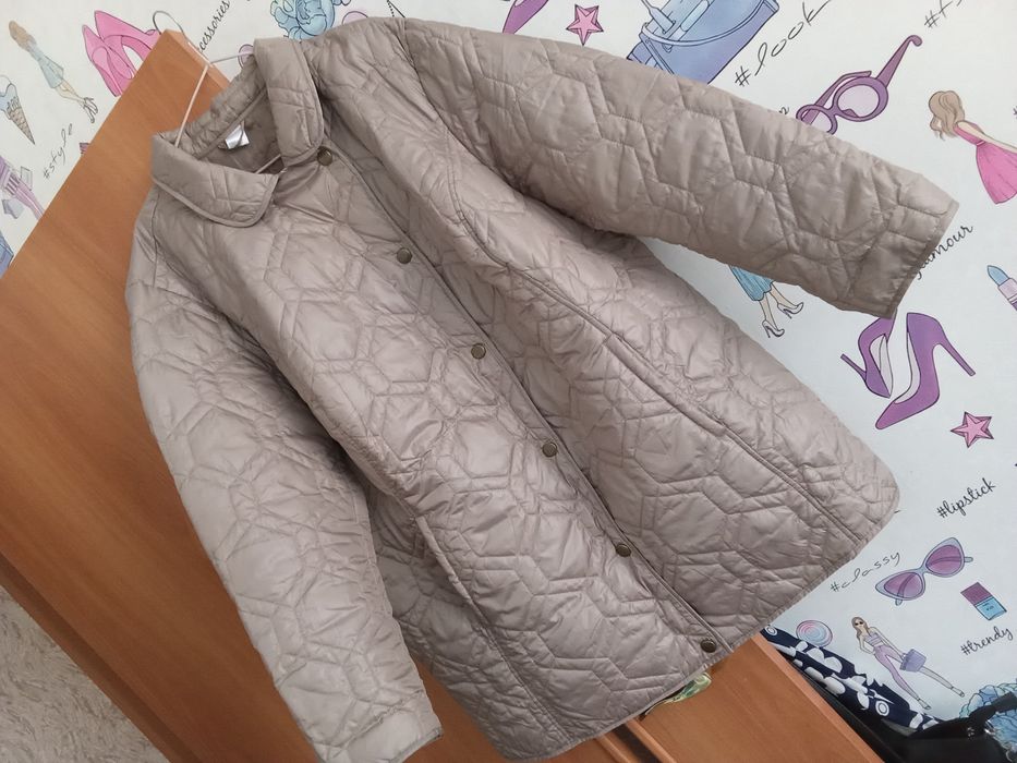 Размер62-64.Куртка женская.