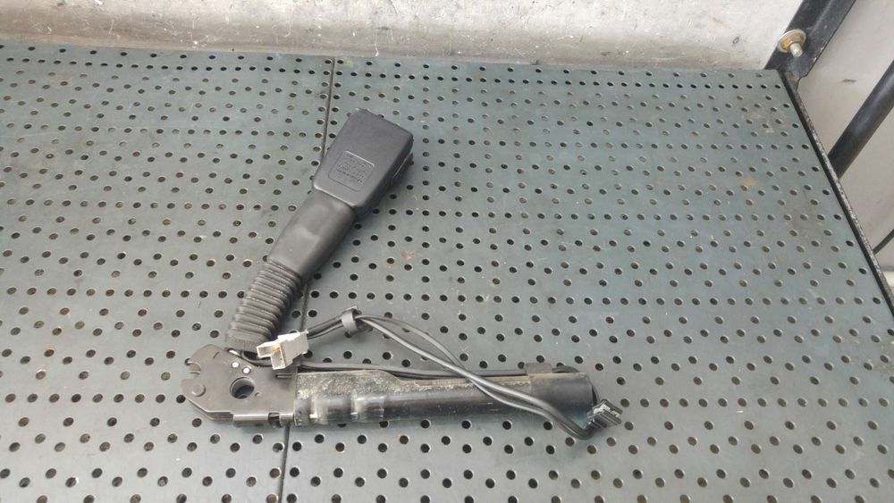 Teaca centura dreapta fata bmw seria 3 e90 33040941d