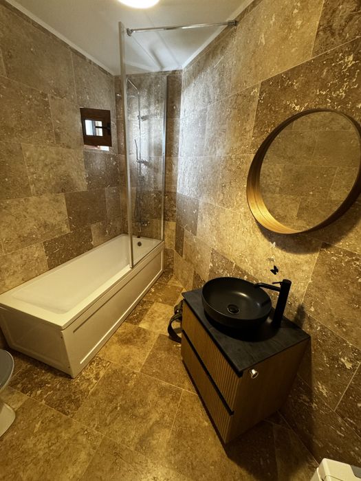 Inchiriez pe termen lung apartament 2 camere + beci