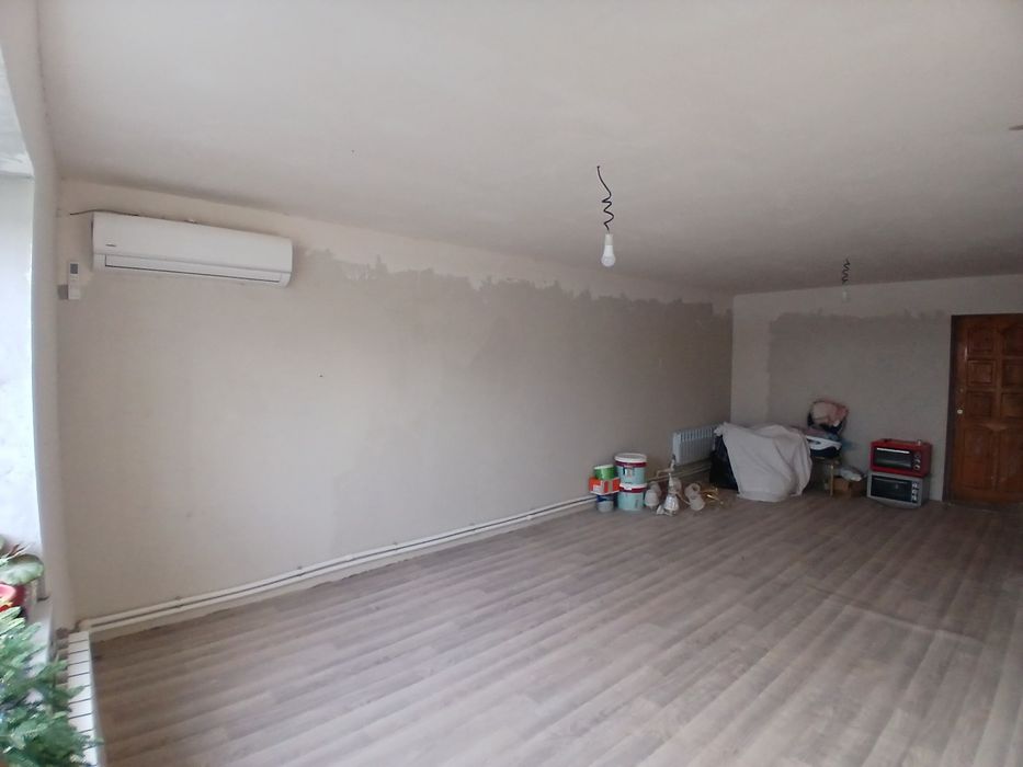 Продаем дом с участком