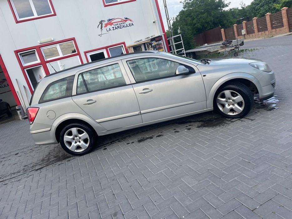 Vând Opel Astra H