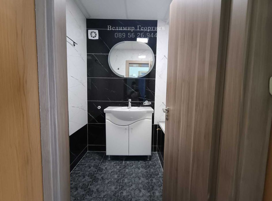 Дава се под наем Тристаен апартамент в Пловдив, Христо Смирненски - 90 кв.м за 548.25 € - Снимка #7