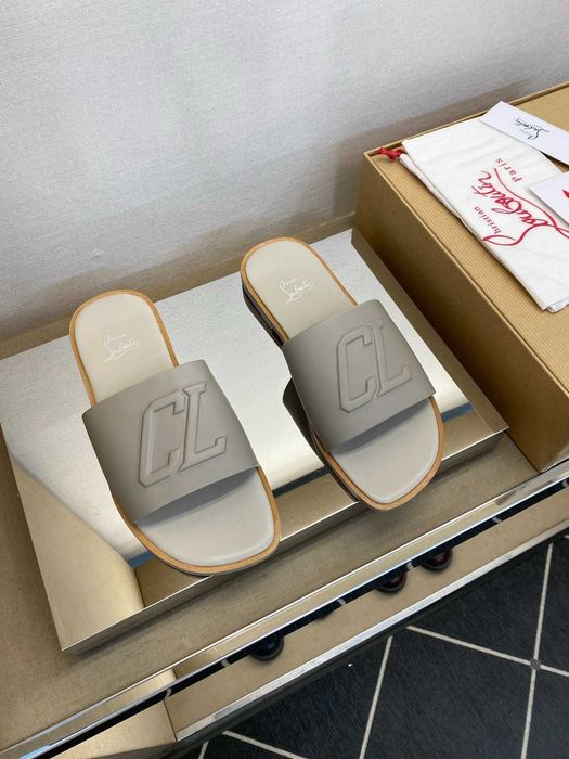 Papuci / Slapi Christian Louboutin Premium - mai multe culori