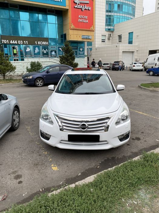 Продам фара на teana j33