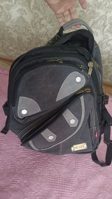 Продам рюкзак школьный