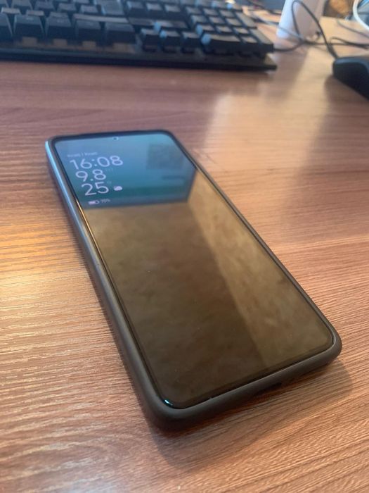 Продам redmi note 13