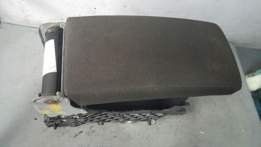 cotiera vw passat b6 3c0864207