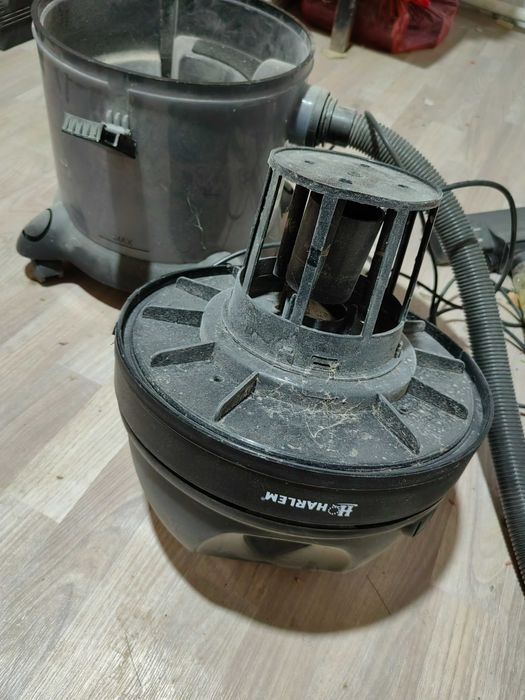 Пылесос моющий рабочий