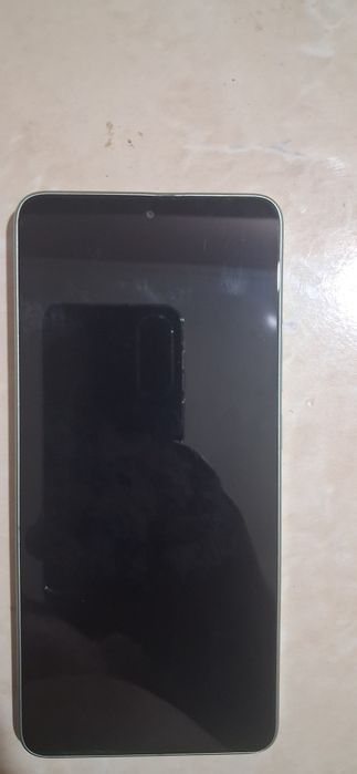 Poco X7pro 12/512 yaqinda olingan