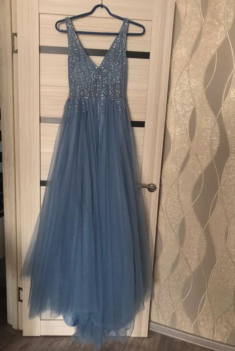 платье вечернее б/у